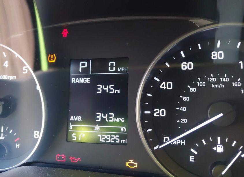 Photo 15 of 2017 Hyundai Elantra SE (VIN 5NPD84LF1HH103850)