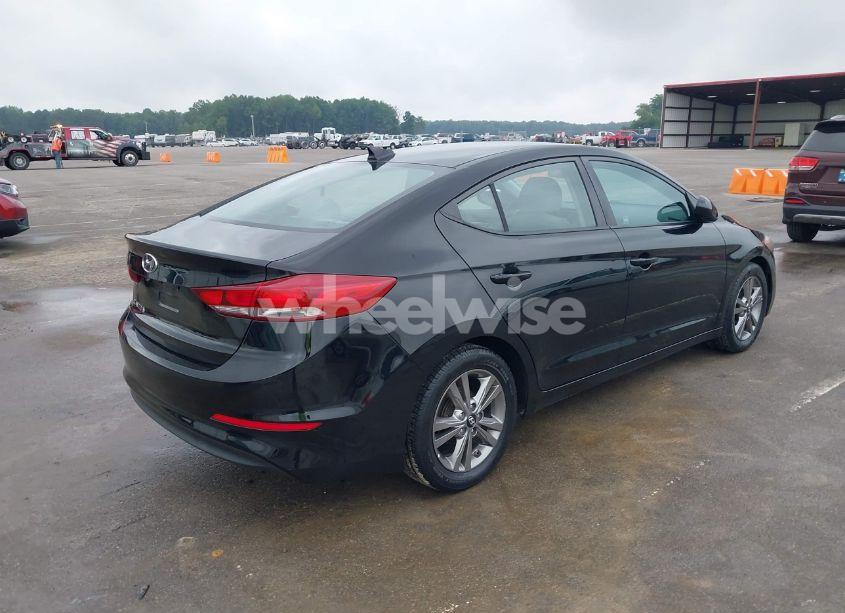 Photo 4 of 2017 Hyundai Elantra SE (VIN 5NPD84LF1HH106747)
