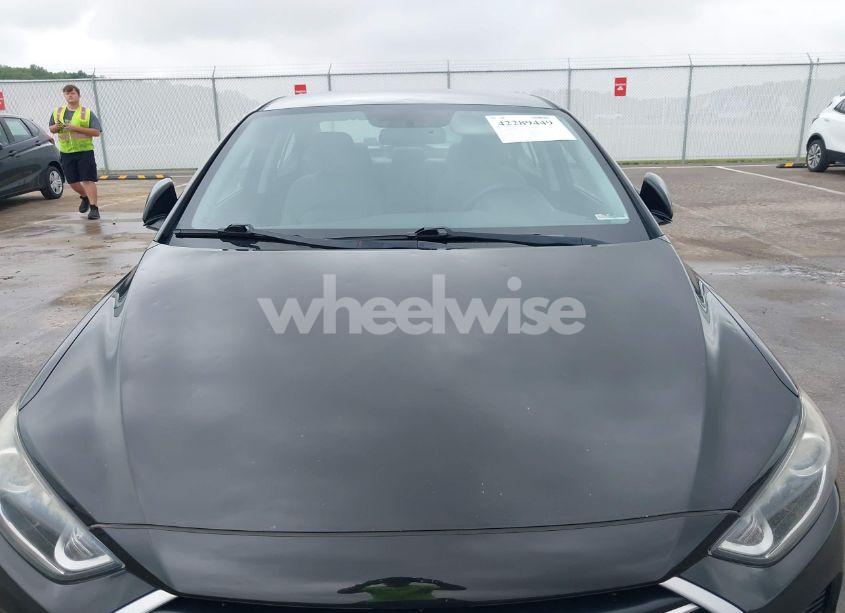 Photo 6 of 2017 Hyundai Elantra SE (VIN 5NPD84LF1HH106747)