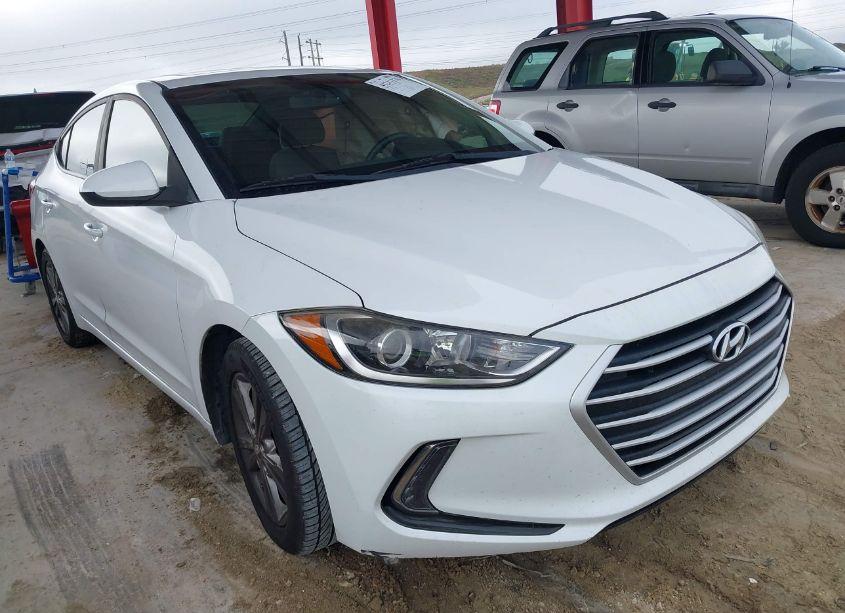 2017 Hyundai Elantra VALUE EDITION (VIN 5NPD84LF1HH114024) main photo