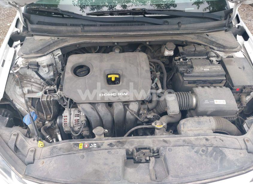 Photo 10 of 2017 Hyundai Elantra SE (VIN 5NPD84LF1HH115464)