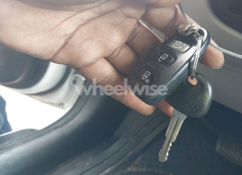 Photo 11 of 2017 Hyundai Elantra SE (VIN 5NPD84LF1HH115464)