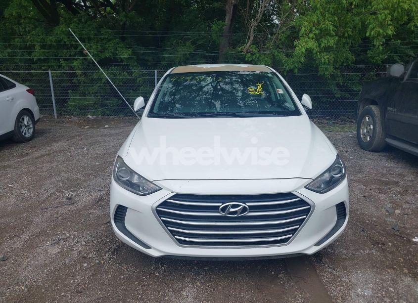 Photo 12 of 2017 Hyundai Elantra SE (VIN 5NPD84LF1HH115464)