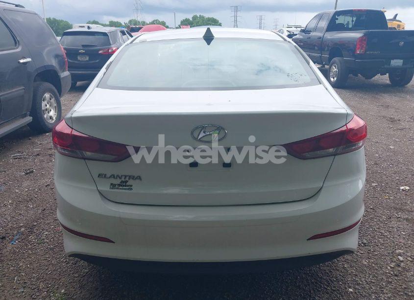 Photo 16 of 2017 Hyundai Elantra SE (VIN 5NPD84LF1HH115464)