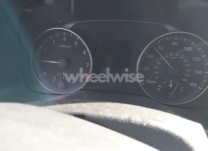 Photo 15 of 2017 Hyundai Elantra SE (VIN 5NPD84LF1HH117036)