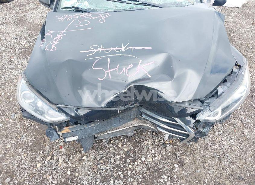 Photo 10 of 2017 Hyundai Elantra SE (VIN 5NPD84LF1HH153793)