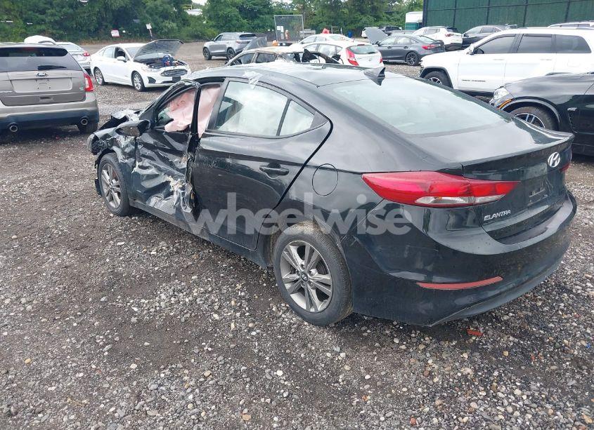 Photo 3 of 2017 Hyundai Elantra SE (VIN 5NPD84LF1HH153793)