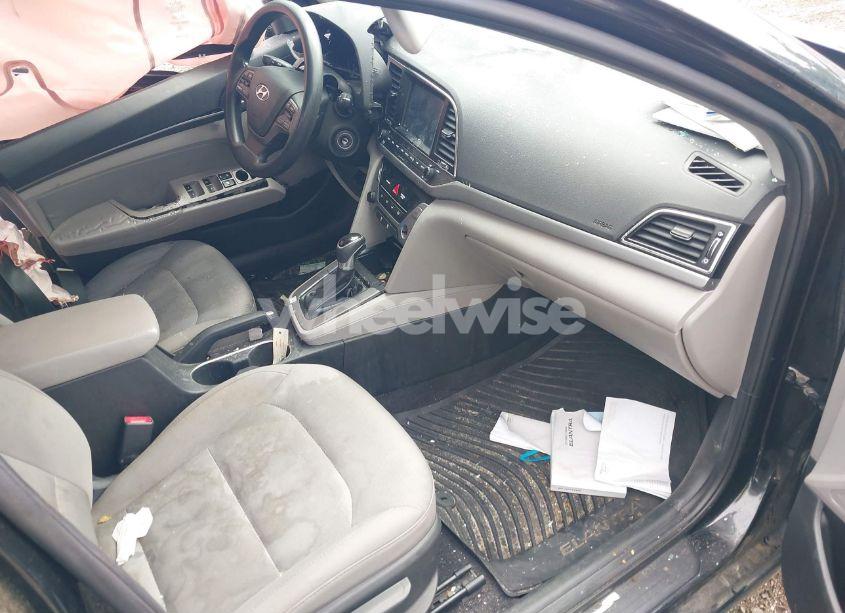 Photo 5 of 2017 Hyundai Elantra SE (VIN 5NPD84LF1HH153793)