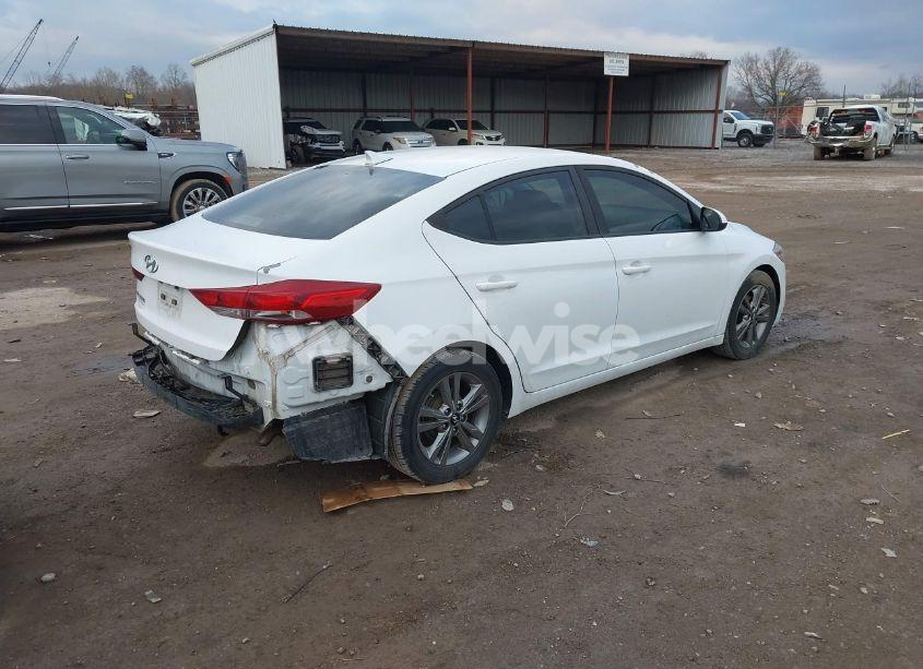 Photo 4 of 2017 Hyundai Elantra SE (VIN 5NPD84LF1HH160596)