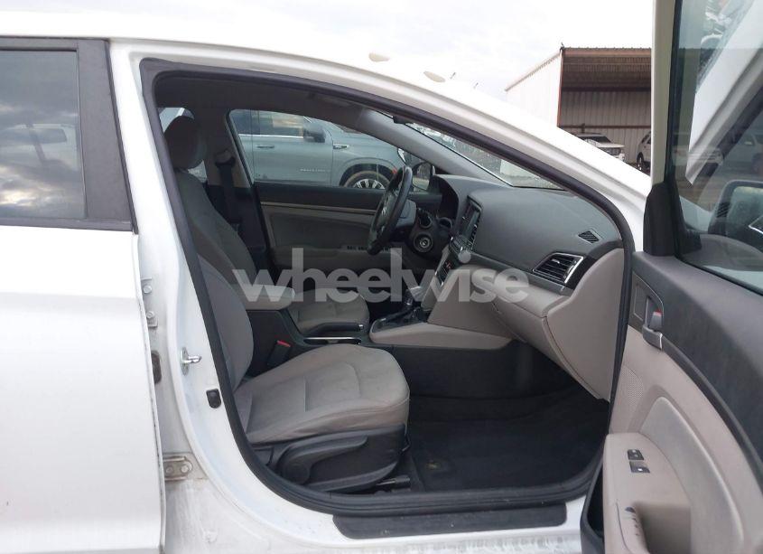 Photo 5 of 2017 Hyundai Elantra SE (VIN 5NPD84LF1HH160596)