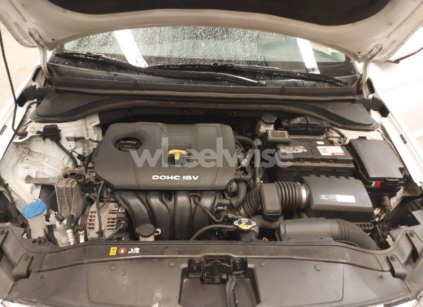 Photo 10 of 2017 Hyundai Elantra SE (VIN 5NPD84LF1HH168858)