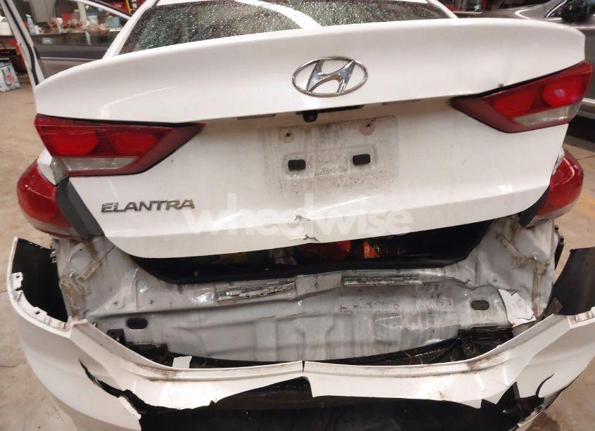 Photo 6 of 2017 Hyundai Elantra SE (VIN 5NPD84LF1HH168858)