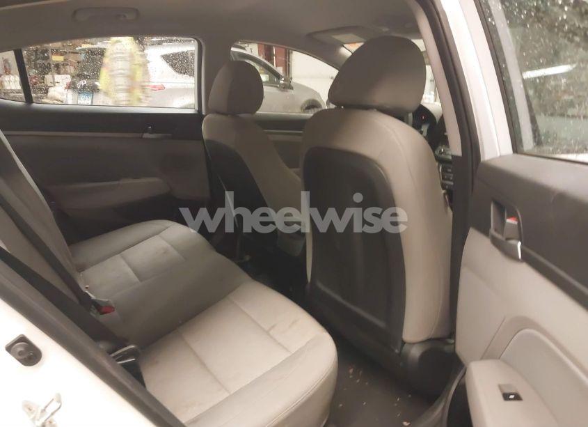 Photo 8 of 2017 Hyundai Elantra SE (VIN 5NPD84LF1HH168858)