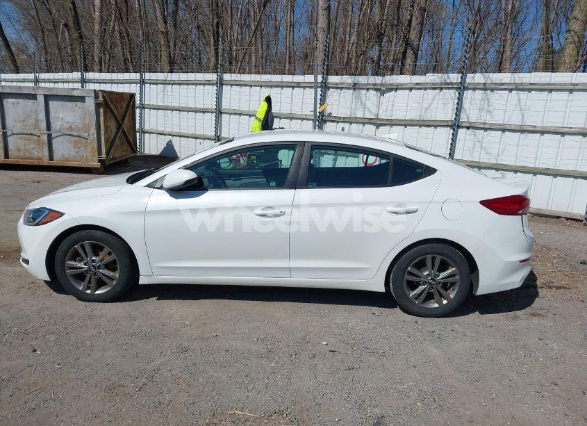 Photo 14 of 2017 Hyundai Elantra SE (VIN 5NPD84LF1HH170514)