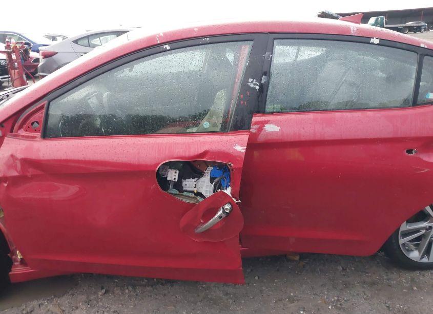 Photo 15 of 2017 Hyundai Elantra LIMITED (VIN 5NPD84LF1HH184994)