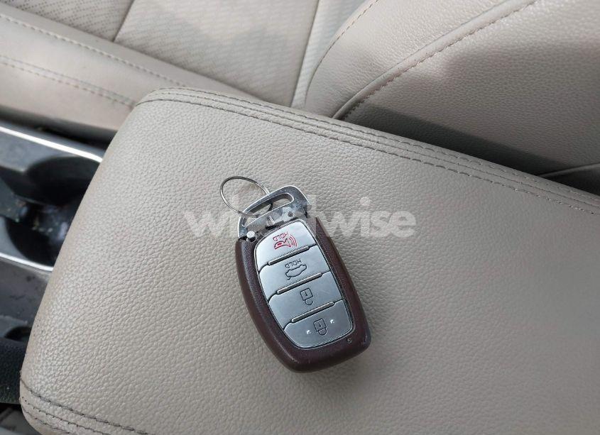 Photo 11 of 2017 Hyundai Elantra LIMITED (VIN 5NPD84LF1HH186390)