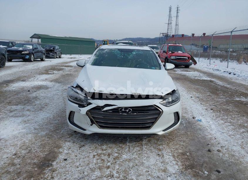 Photo 12 of 2017 Hyundai Elantra LIMITED (VIN 5NPD84LF1HH186390)
