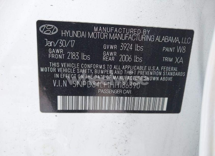 Photo 9 of 2017 Hyundai Elantra LIMITED (VIN 5NPD84LF1HH186390)