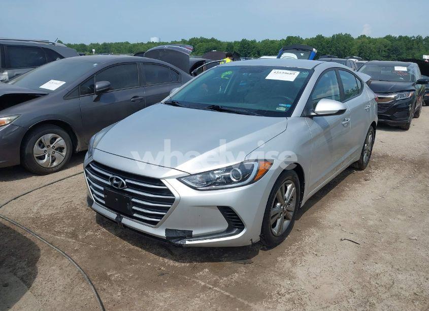 Photo 2 of 2018 Hyundai Elantra SEL (VIN 5NPD84LF1JH221841)