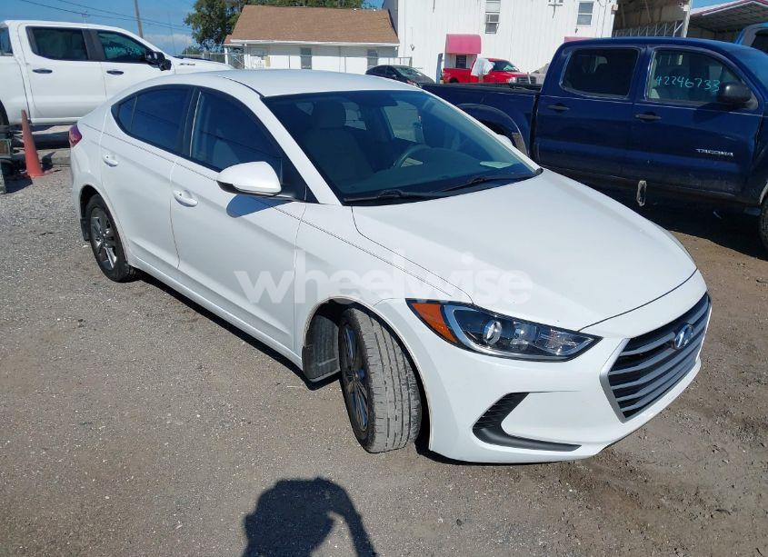 2018 Hyundai Elantra SEL (VIN 5NPD84LF1JH228000) main photo