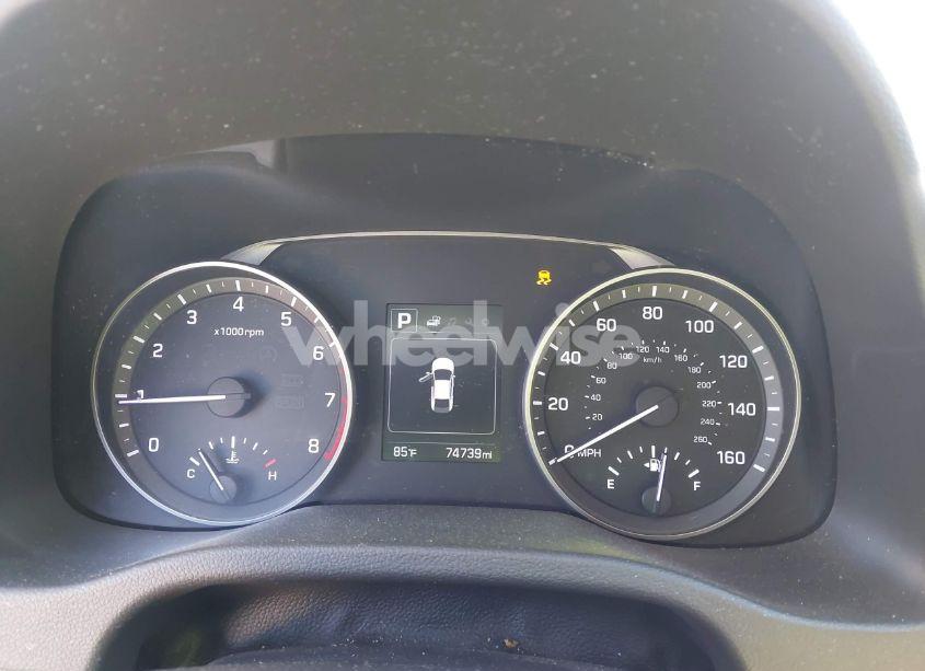 Photo 7 of 2018 Hyundai Elantra SEL (VIN 5NPD84LF1JH228000)