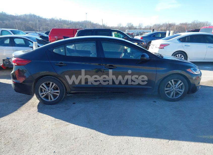 Photo 13 of 2018 Hyundai Elantra SEL (VIN 5NPD84LF1JH229406)