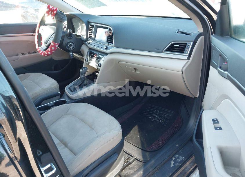 Photo 5 of 2018 Hyundai Elantra SEL (VIN 5NPD84LF1JH229406)