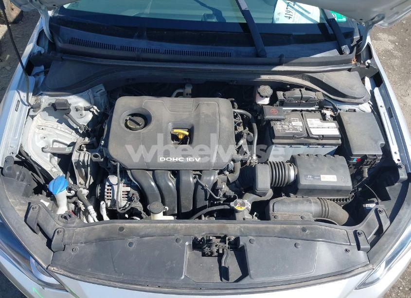 Photo 10 of 2018 Hyundai Elantra SEL (VIN 5NPD84LF1JH235707)