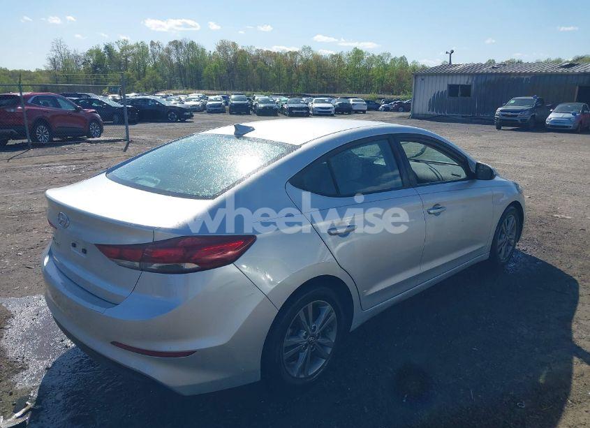 Photo 4 of 2018 Hyundai Elantra SEL (VIN 5NPD84LF1JH235707)