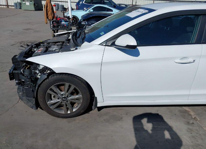 Photo 19 of 2018 Hyundai Elantra SEL (VIN 5NPD84LF1JH239241)