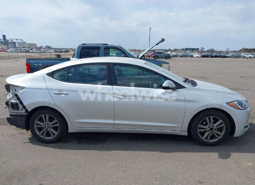Photo 14 of 2018 Hyundai Elantra SEL (VIN 5NPD84LF1JH240308)
