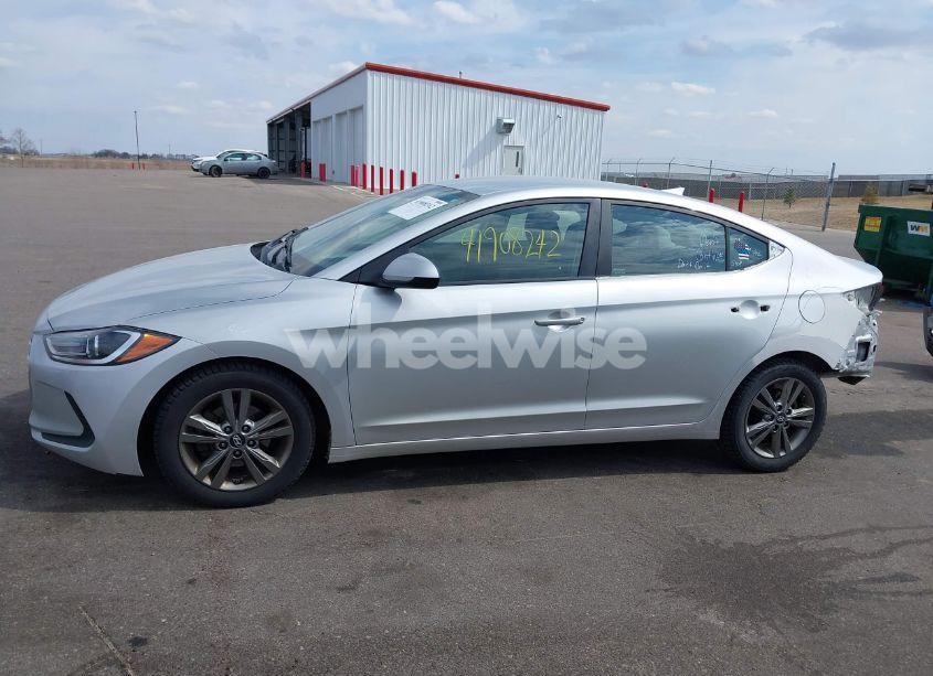 Photo 15 of 2018 Hyundai Elantra SEL (VIN 5NPD84LF1JH240308)