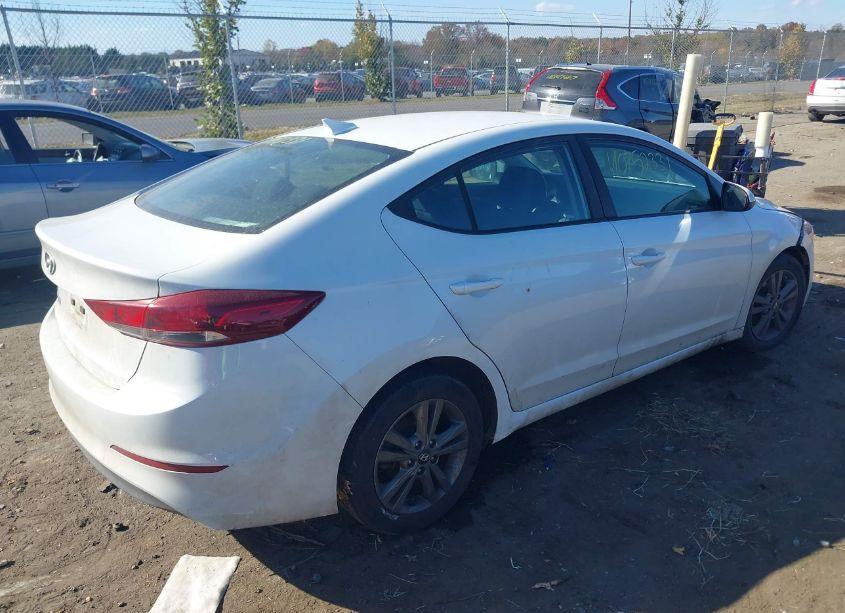 Photo 4 of 2018 Hyundai Elantra SEL (VIN 5NPD84LF1JH242530)