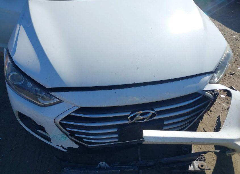 Photo 6 of 2018 Hyundai Elantra SEL (VIN 5NPD84LF1JH242530)