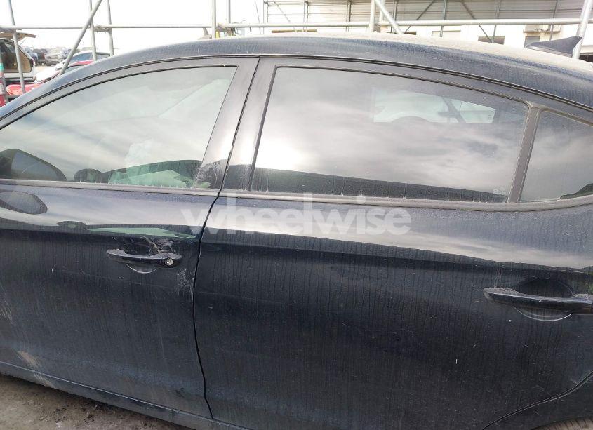 Photo 14 of 2018 Hyundai Elantra VALUE EDITION (VIN 5NPD84LF1JH245993)