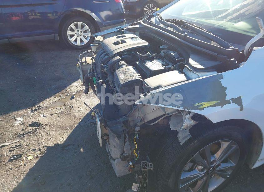 Photo 19 of 2018 Hyundai Elantra SEL (VIN 5NPD84LF1JH254354)