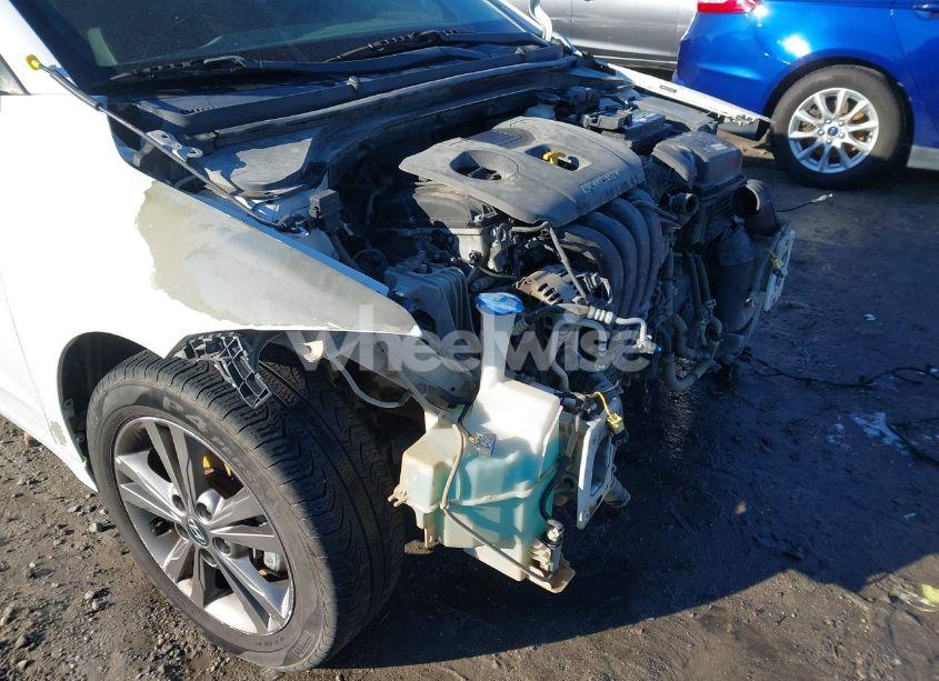 Photo 20 of 2018 Hyundai Elantra SEL (VIN 5NPD84LF1JH254354)