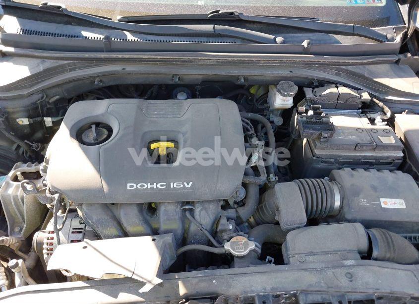 Photo 10 of 2018 Hyundai Elantra SEL (VIN 5NPD84LF1JH280811)