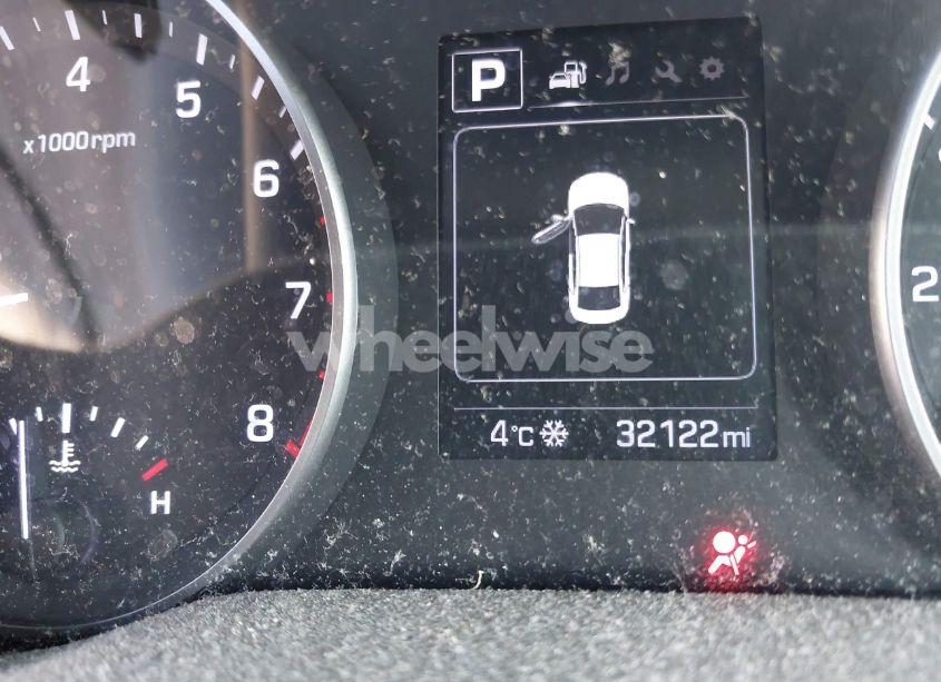 Photo 16 of 2018 Hyundai Elantra SEL (VIN 5NPD84LF1JH280811)