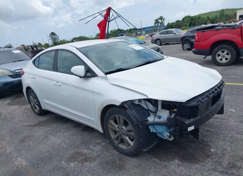 2018 Hyundai Elantra SEL (VIN 5NPD84LF1JH286673) main photo