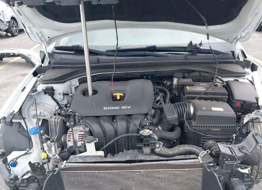 Photo 10 of 2018 Hyundai Elantra SEL (VIN 5NPD84LF1JH286673)