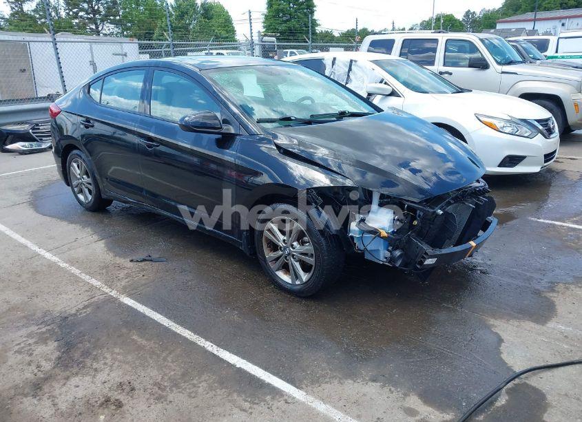 2018 Hyundai Elantra VALUE EDITION (VIN 5NPD84LF1JH290058) main photo