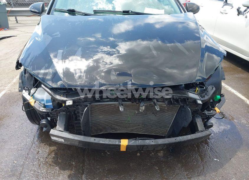 Photo 6 of 2018 Hyundai Elantra VALUE EDITION (VIN 5NPD84LF1JH290058)