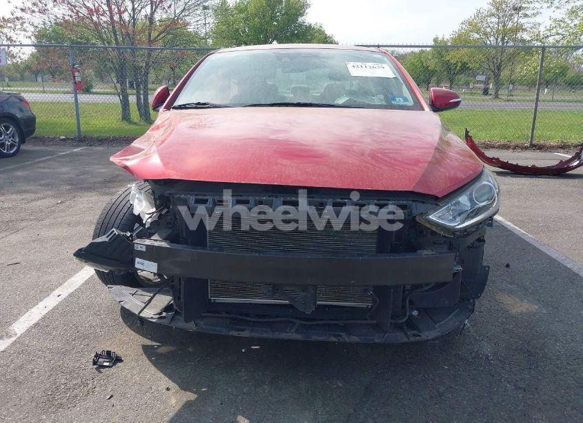 Photo 12 of 2018 Hyundai Elantra LIMITED (VIN 5NPD84LF1JH291131)