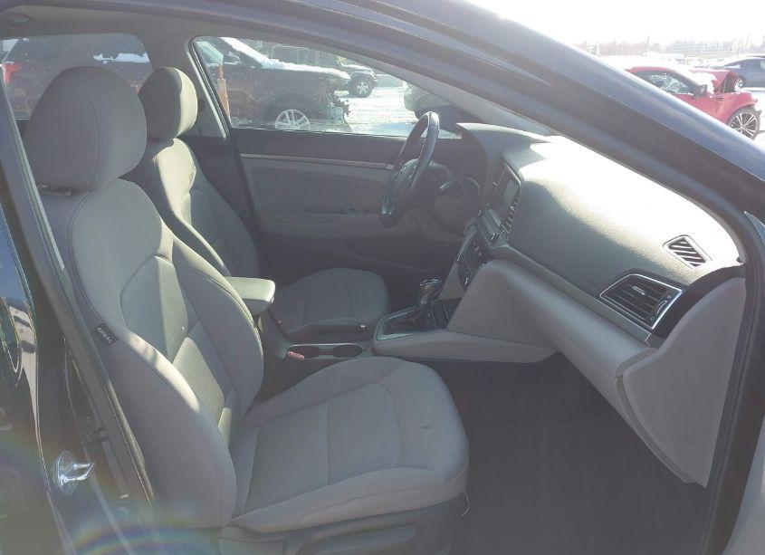 Photo 5 of 2018 Hyundai Elantra VALUE EDITION (VIN 5NPD84LF1JH297849)