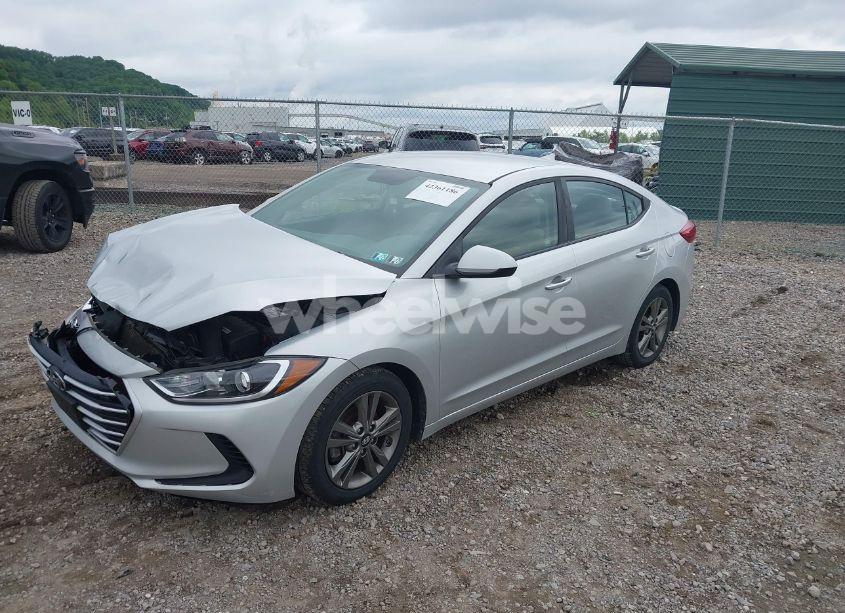 Photo 2 of 2018 Hyundai Elantra SEL (VIN 5NPD84LF1JH298077)