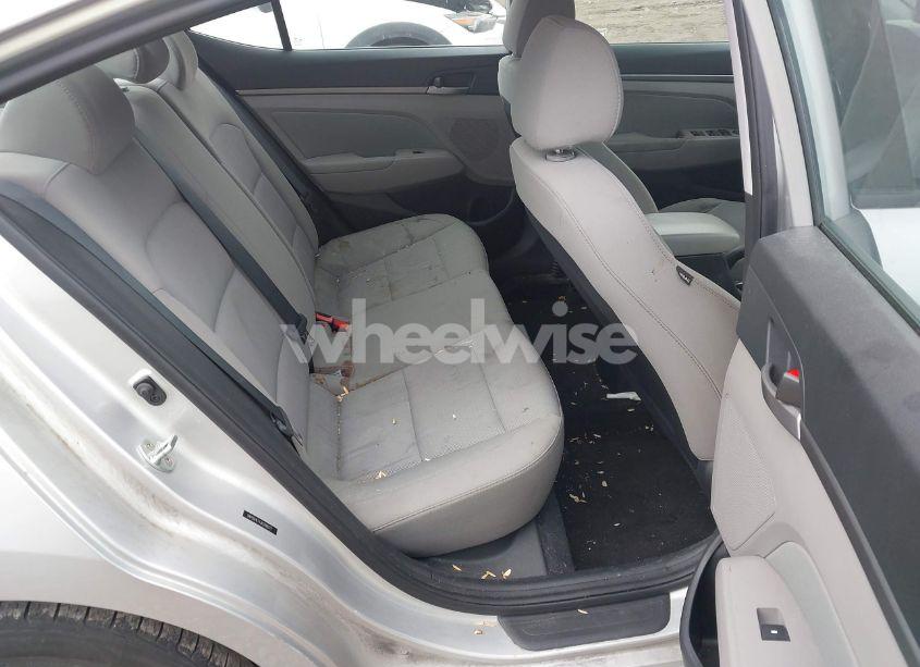 Photo 8 of 2018 Hyundai Elantra SEL (VIN 5NPD84LF1JH298077)