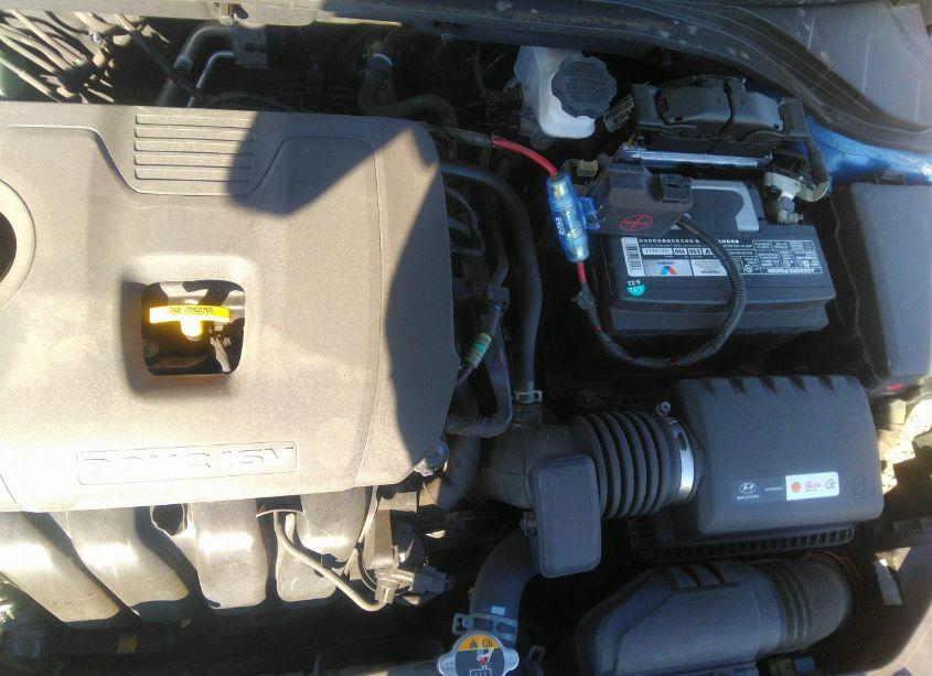 Photo 10 of 2018 Hyundai Elantra SEL (VIN 5NPD84LF1JH301396)