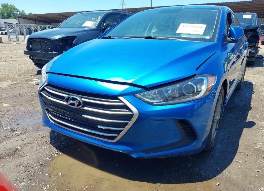 Photo 12 of 2018 Hyundai Elantra SEL (VIN 5NPD84LF1JH301396)