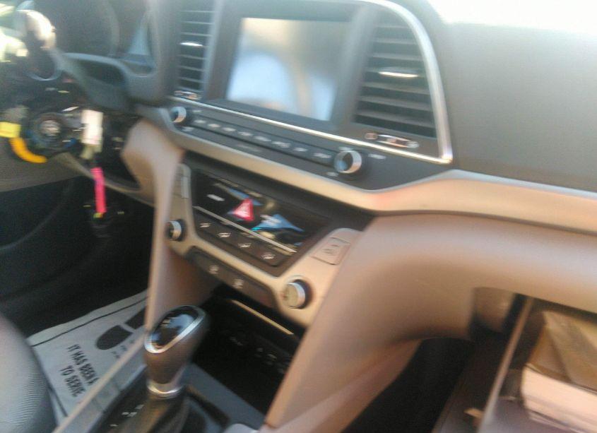 Photo 5 of 2018 Hyundai Elantra SEL (VIN 5NPD84LF1JH301396)